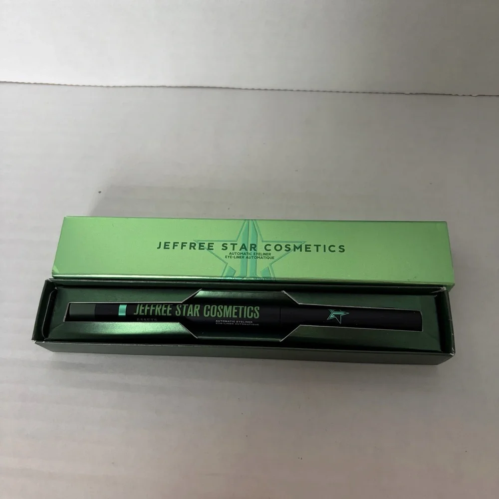 Discontinued NIB Jeffree Star Cosmetics Automatic Eyeliner in Assets 0.2 g Green